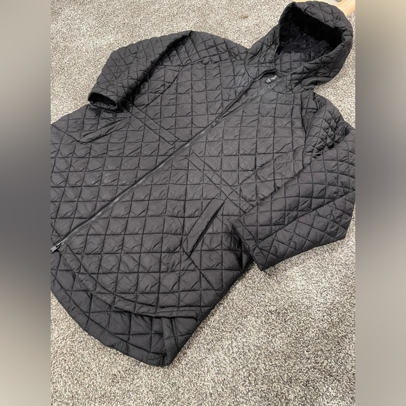 Athleta Whisper featherless insulated puffer jacket, size 3x - Picture 5 of 12